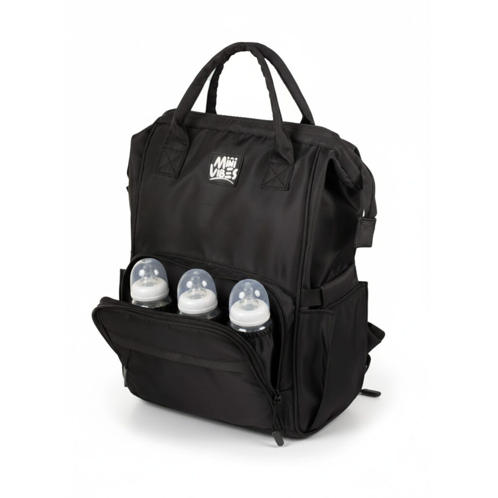 شنطة البيبي Waterproof مع مشمع غيار - لون أسود